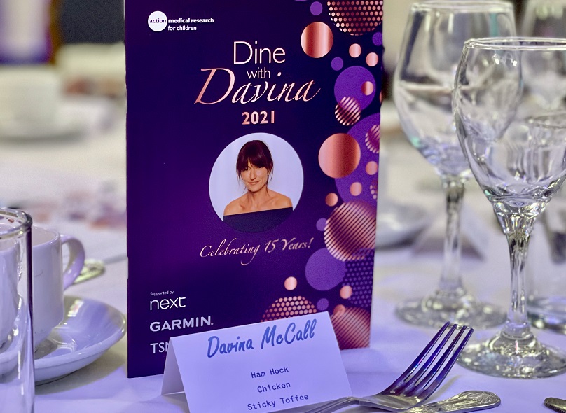 Dine with Davina placecard