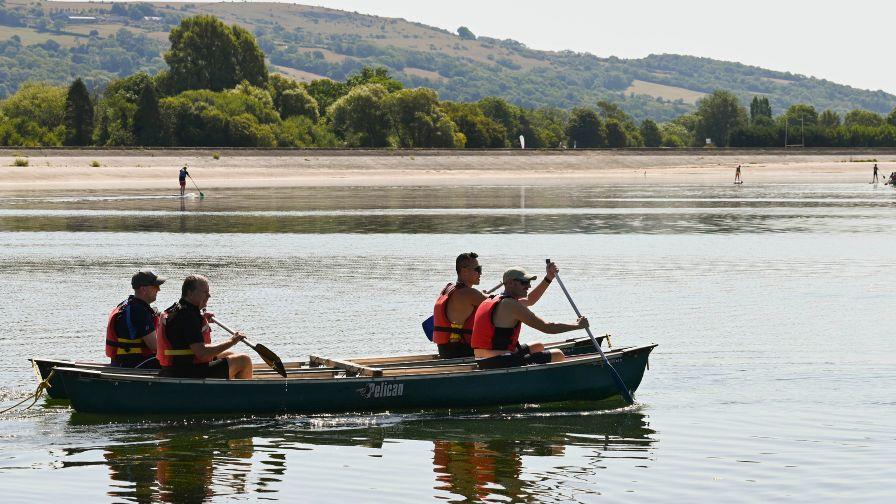 canoeing on cheddar reservoir