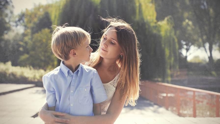 Image of Sophie with her brother Rory